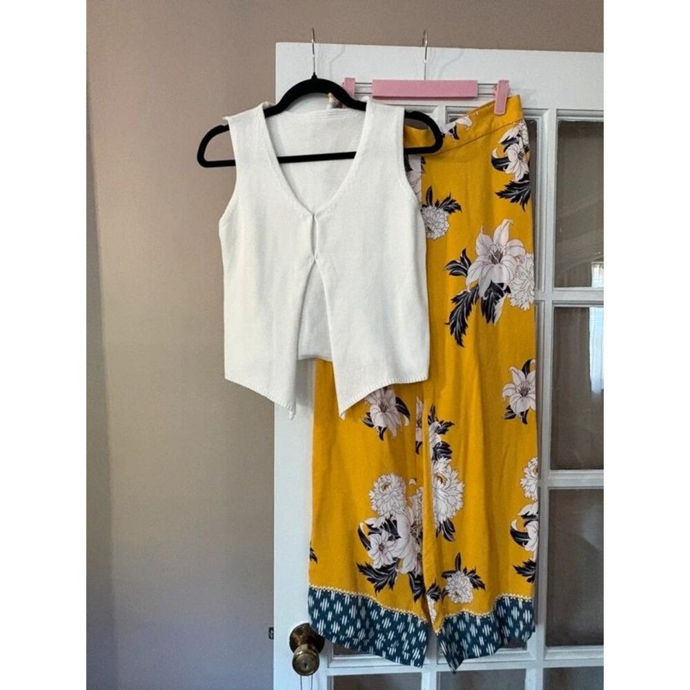2 piece set Size Small/Medium
